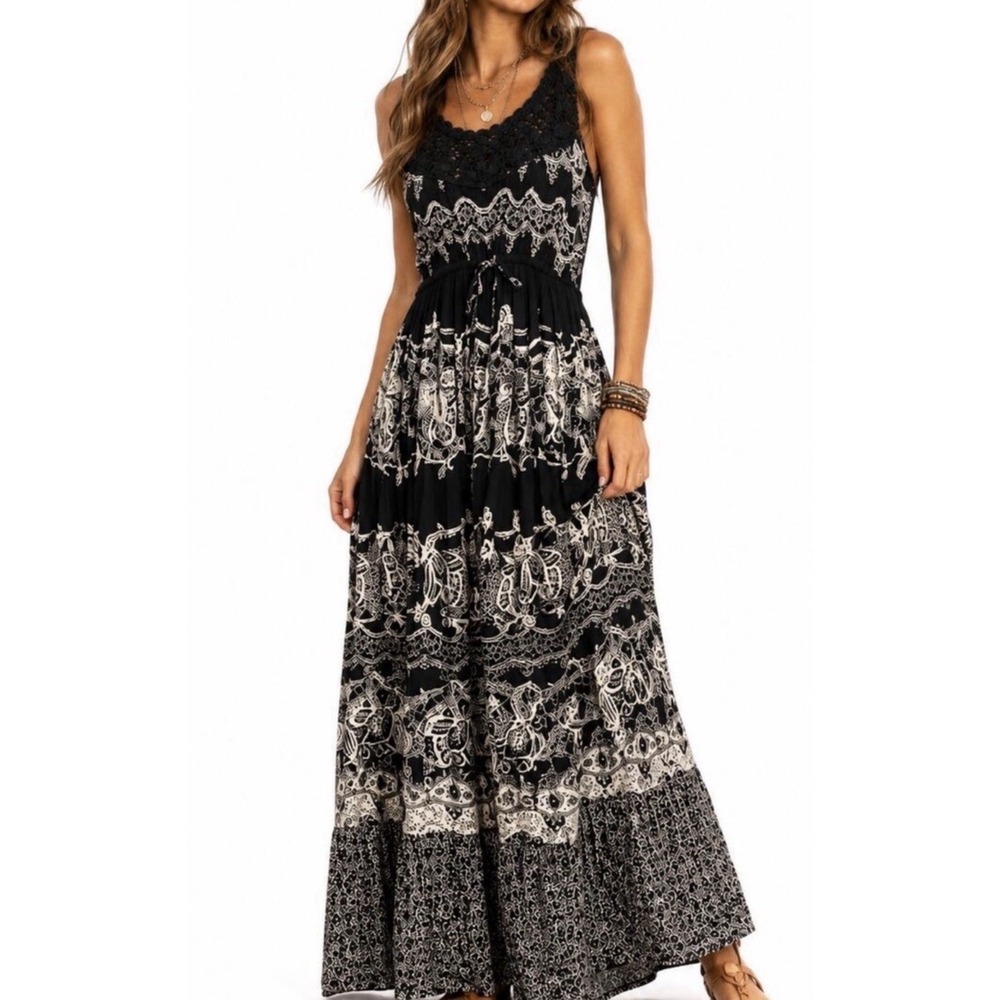 Bila Maxi Dress Women Medium Black White Paisley Crochet Lace Trim Crinkle Gauze